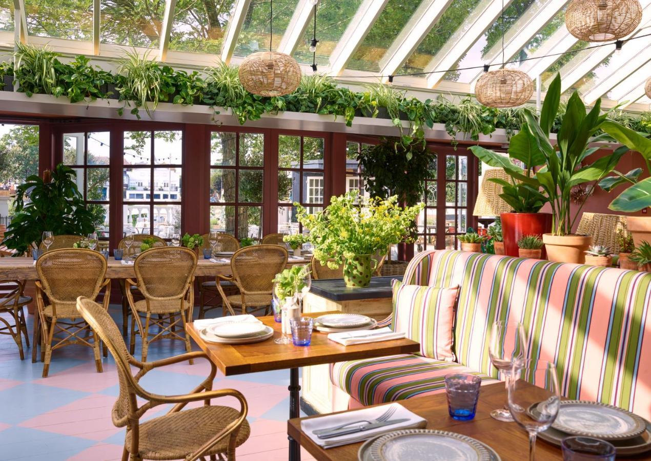 The Mitre, Hampton Court Hotel Kingston upon Thames  Luaran gambar Interior of the restaurant
